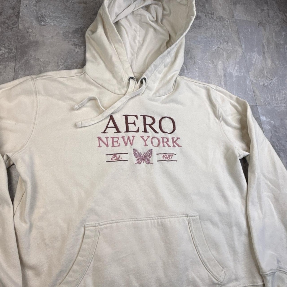 Y2K white Aeropostale hoodie with butterfly embroidery size medium - Picture 2 of 8